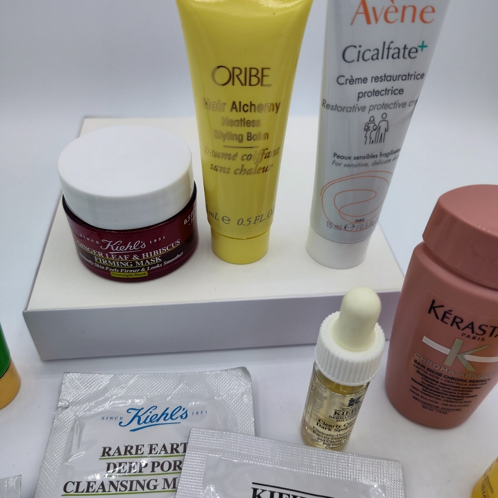 Giorgio Armani Velvet Beauty Bag,  Kiehl’s Oribe Kerastase Tata Harper Samples - Picture 5 of 9